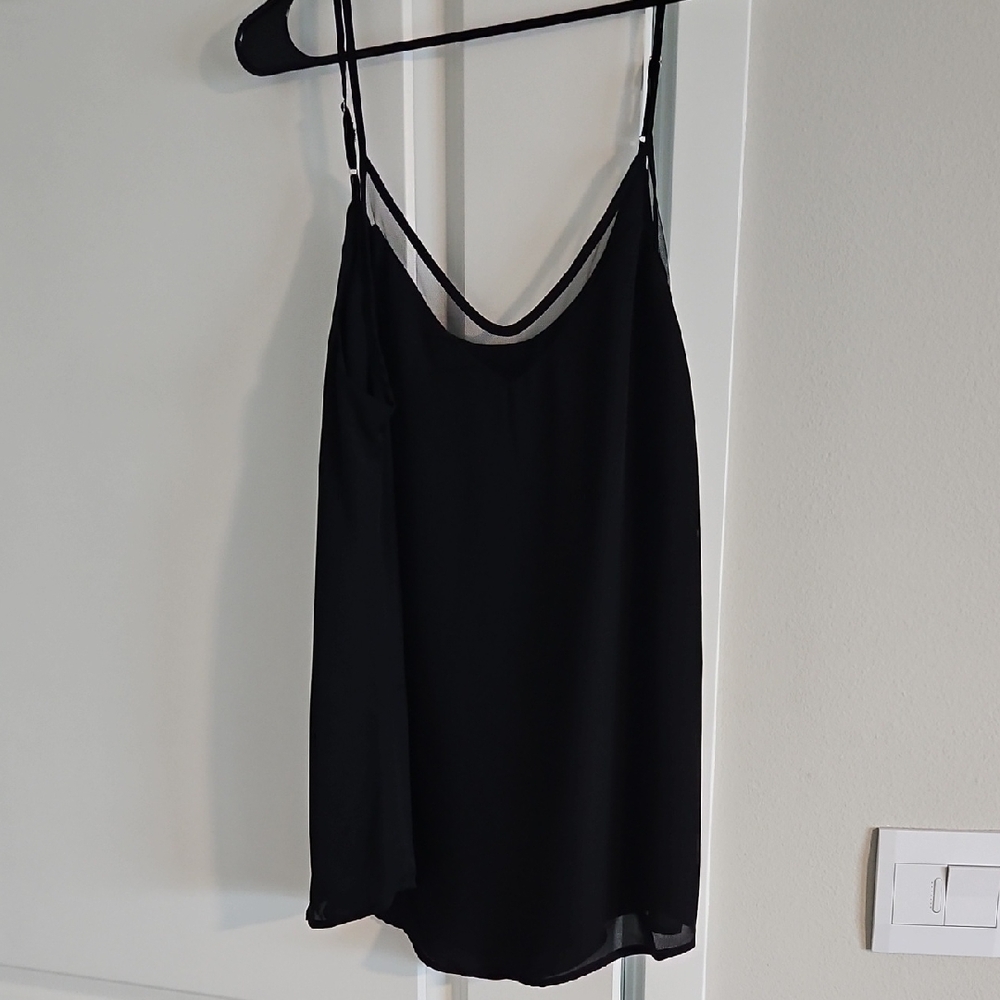 Lulu's Midnight Black V-Neck Top